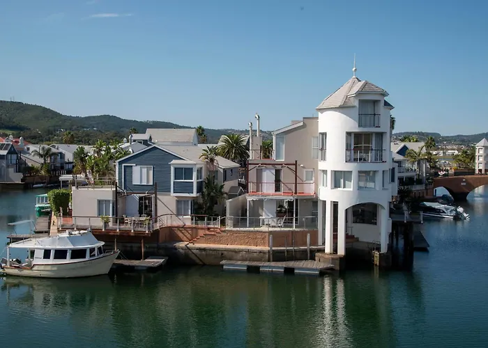 18 Quay West, Waterfront