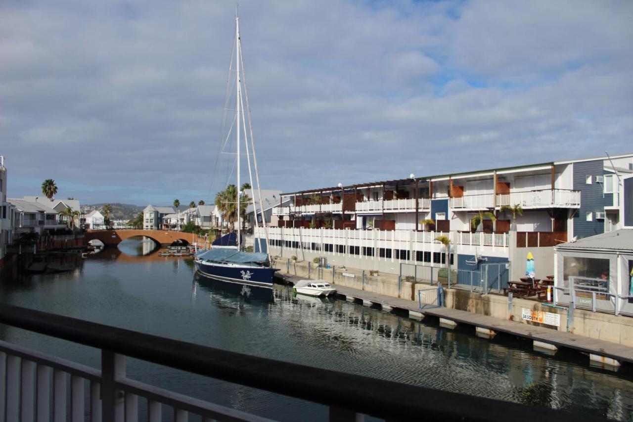 18 Quay West, Waterfront * Knysna